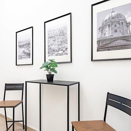 Central - New - Comfy Ac Studio Budapešť Exteriér fotografie