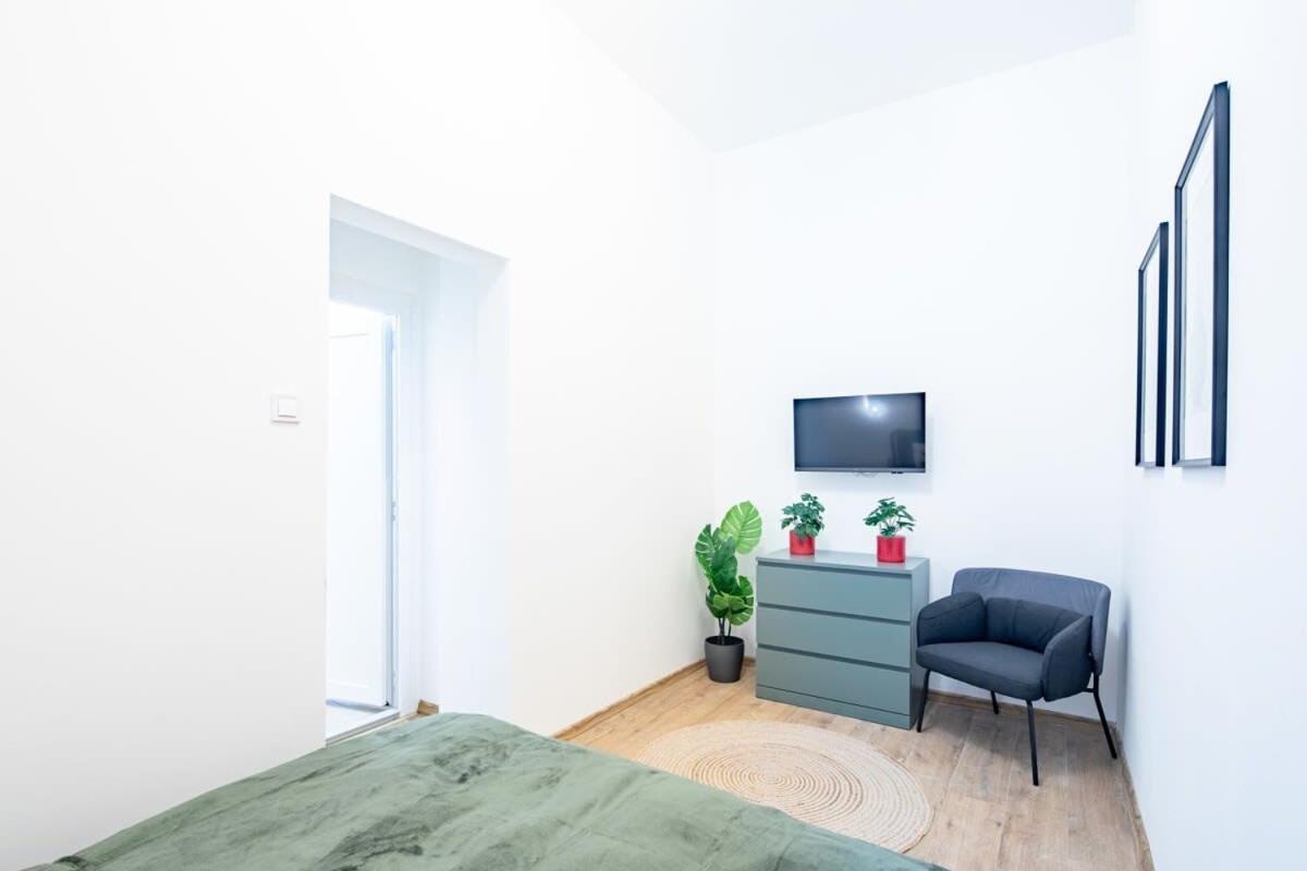 Central - New - Comfy Ac Studio Budapešť Exteriér fotografie